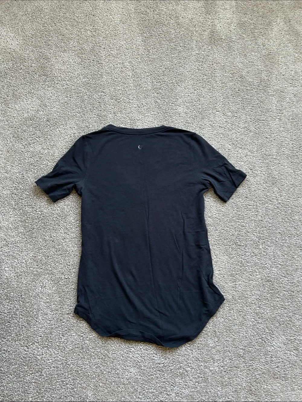 lululemon athletica Black V-Neck Short Sleeve Tee